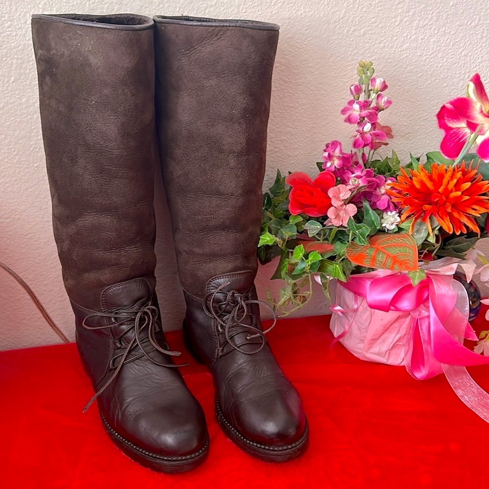 BALLY TALL SUEDE LEATHER BOOTS MADE IN ITALY
